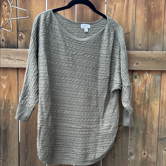 Market & Spruce Sweaters - Olive Textured Women's Sweater